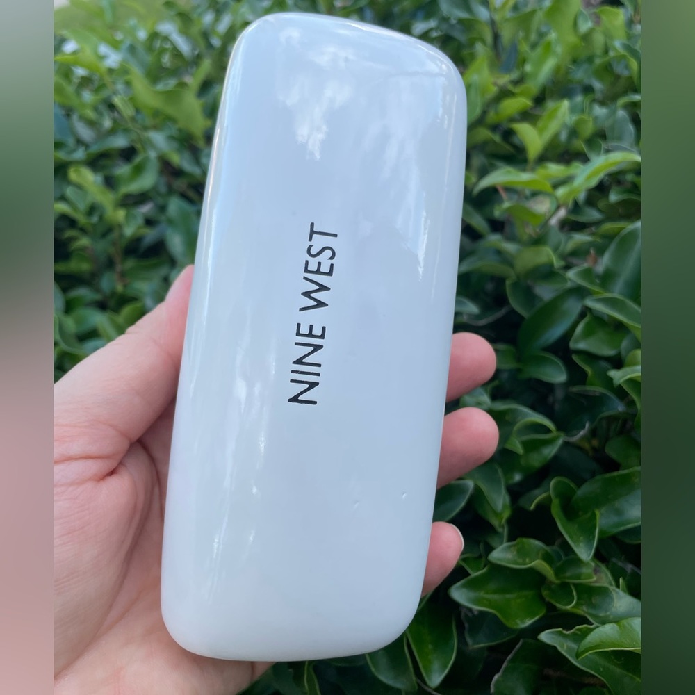 Nine West Glasses‎ Case